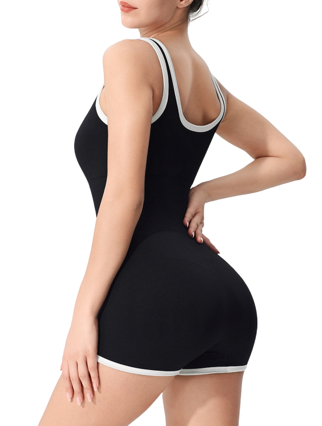 Outlined Ribbed Bodysuit - XYRIS