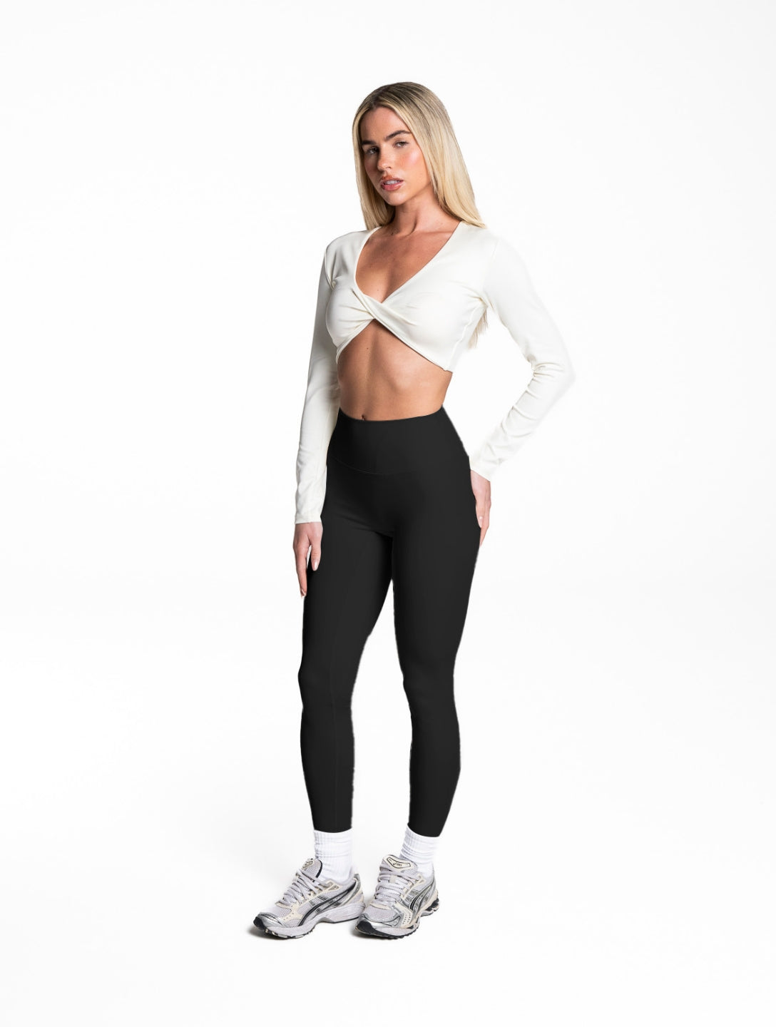 Twist Me Long Sleeve - XYRIS