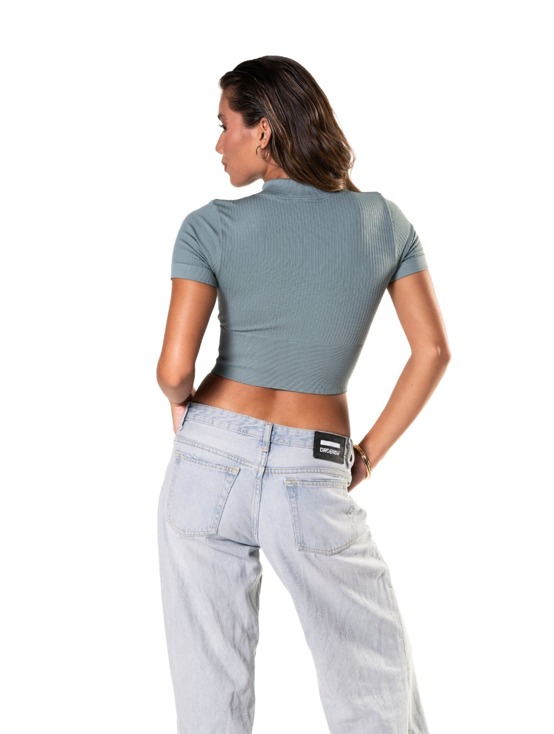 Seamless Ribbed Zip-Front Short Sleeve Crop Top - XYRIS