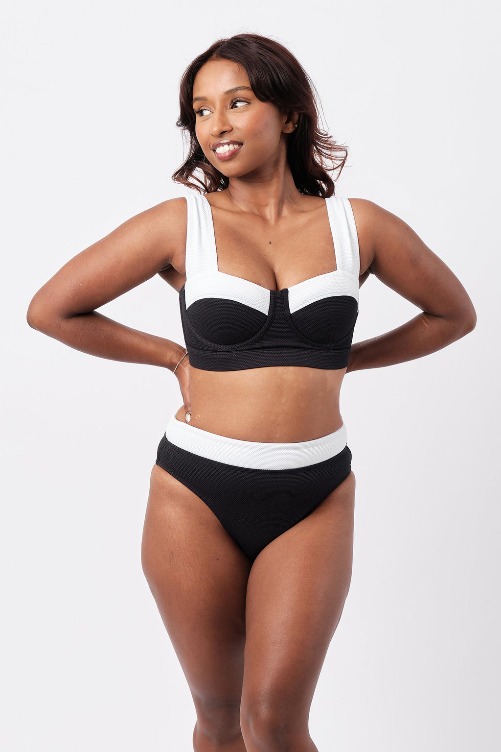 High-Cut High-Waisted Bikini Bottom MONOCHROME TEXTURE - XYRIS
