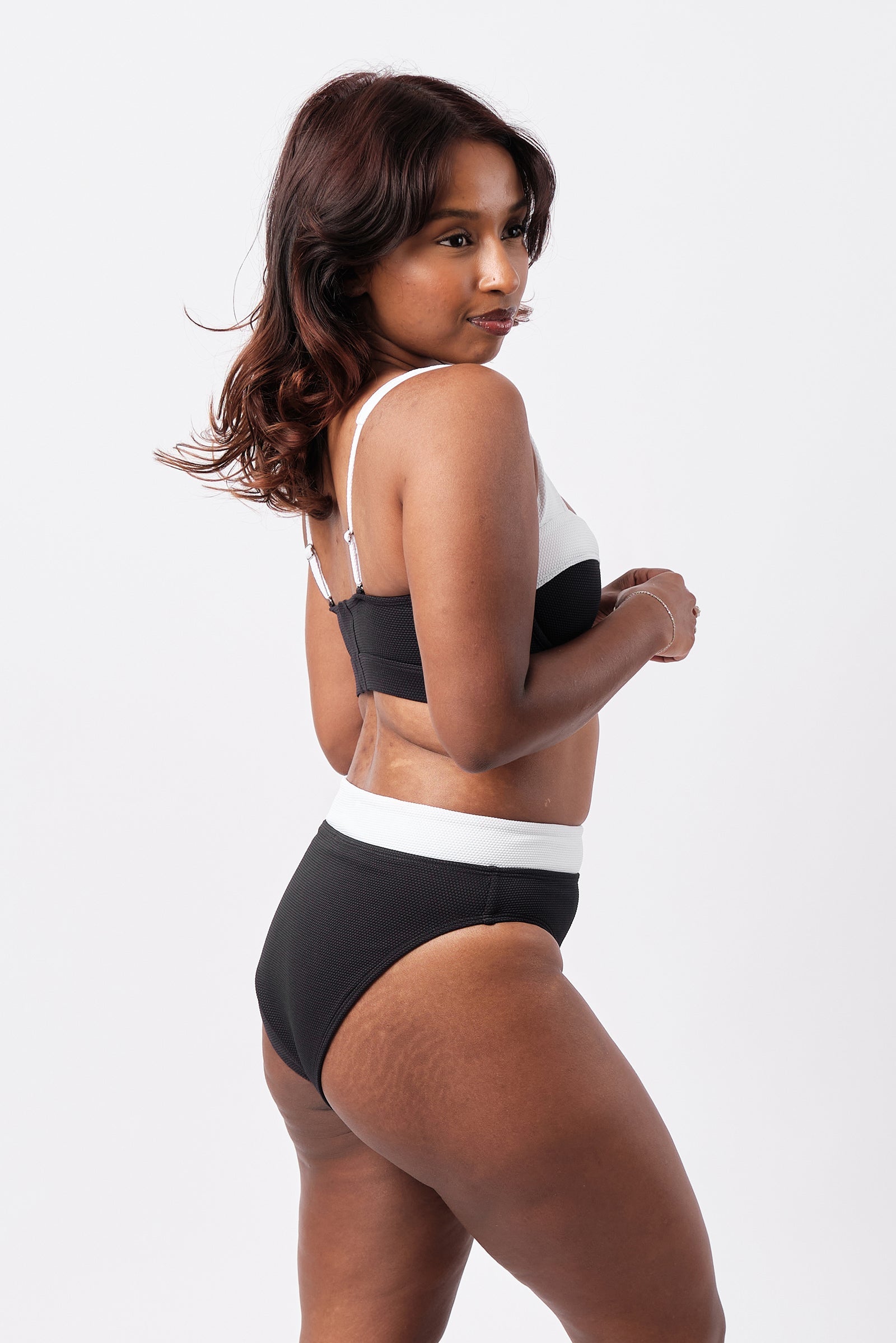 High-Cut High-Waisted Bikini Bottom MONOCHROME TEXTURE - XYRIS